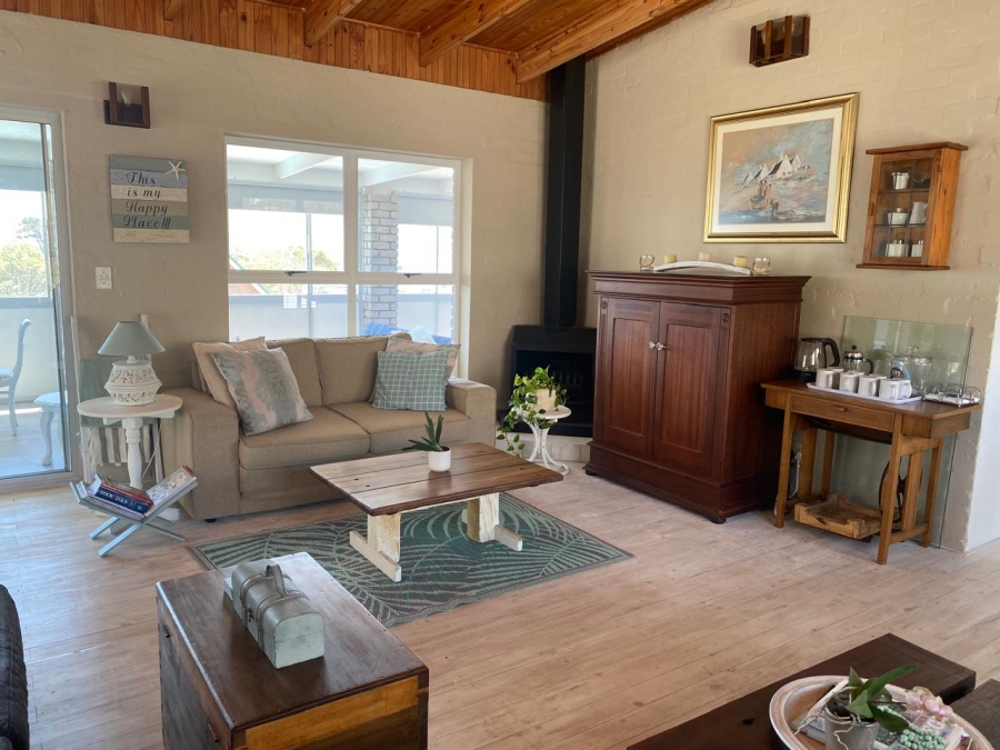 4 Bedroom Property for Sale in Pringle Bay Western Cape